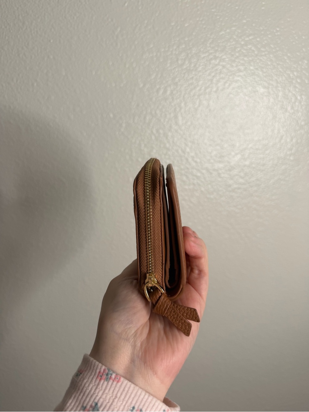 Quince Italian Pebbled Leather Compact Wallet - Picture 3 of 7